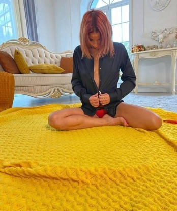 Живу в Москве и предлагаю широкий спектр услуг - от классического массажа до интимных развлечений. Если ты ищешь незабываемое удовольствие, то ты на правильном пути. Ты увидишь наши фото - они настоящие, без ретуши! Моя задача - сделать тебя счастливым и воплотить в жизнь все твои самые смелые мечты. Множество довольных клиентов уже получили удовольствие со мной. Тебе стоит попробовать и убедиться в этом самому!💋 200, 29 лет