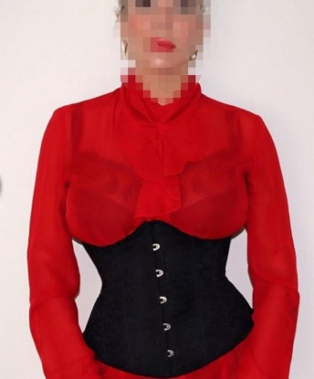 Я люблю экспериментировать и я открыта для новых приключений. Ты можешь быть уверен в моей конфиденциальности и полном внимании к твоим желаниям. Встреча со мной будет как встреча с настоящей богиней страсти. Я предлагаю широкий спектр услуг, которые позволят тебе расслабиться и испытать настоящее удовольствие. Мои клиенты оставляют самые лестные отзывы о моих навыках и привлекательности. Посмотри мои фото и убедись сам! Давай воплотим в жизнь твои тайные фантазии... Я жду тебя, чтобы сделать твою ночь незабываемой и особенной. 🌹💖 8420, 37 лет